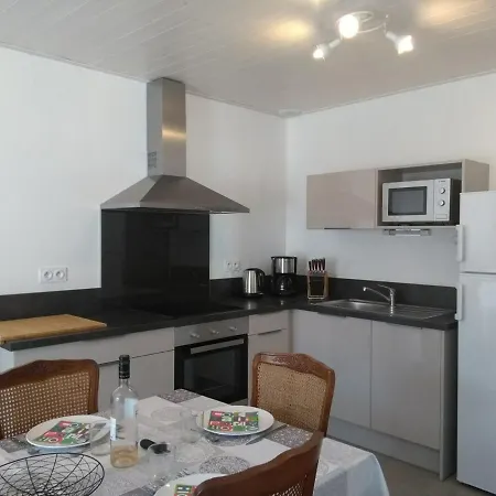 Maison Renovee Pres De La Avec Jardin Clos, 300m De La Mer, - Fr-1-224b-69 Nyaraló *