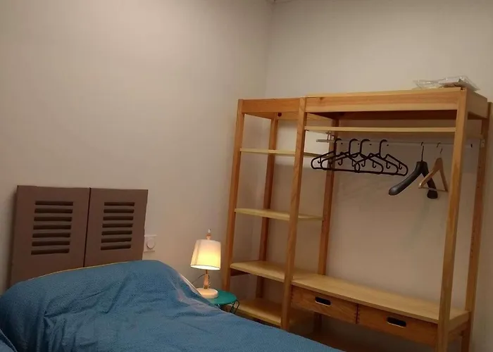 Maison Rénovée Près De La Avec Jardin Clos, 300m De La Mer, - Fr-1-224b-69 La Guérinière